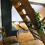 Konukevi Stary Dom, A Moze 3*