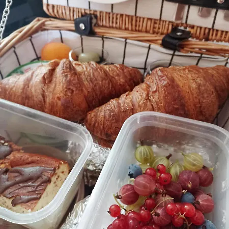 Stary Dom, A Moze Kruklanki