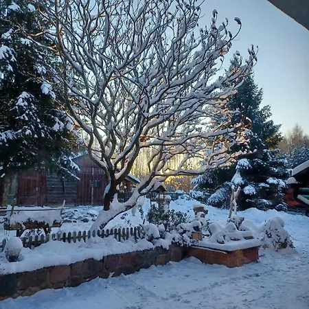 Stary Dom, A Moze 3*