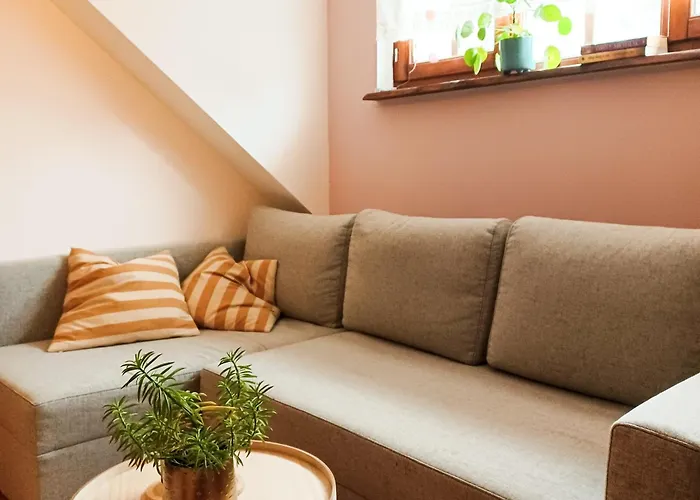 Pensjonat Stary Dom, A Może