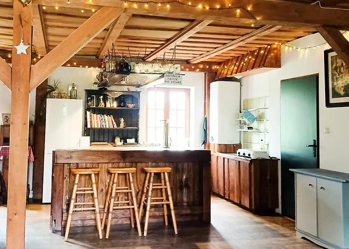 Pensjonat Stary Dom, A Może